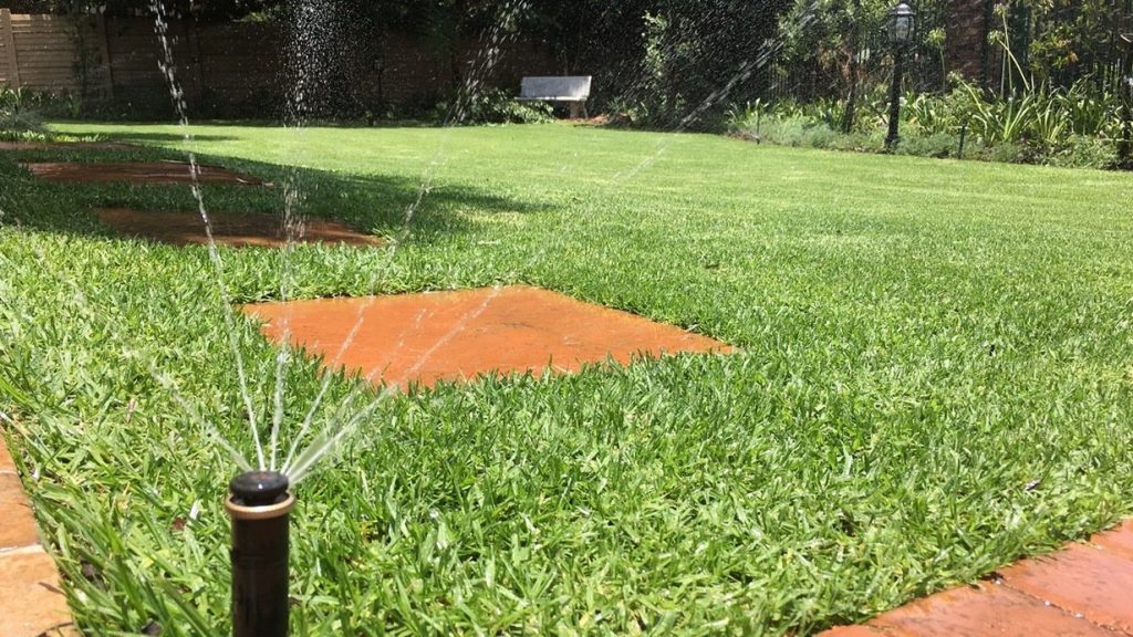 Common Problems and Solutions in Yard Irrigation Systems
